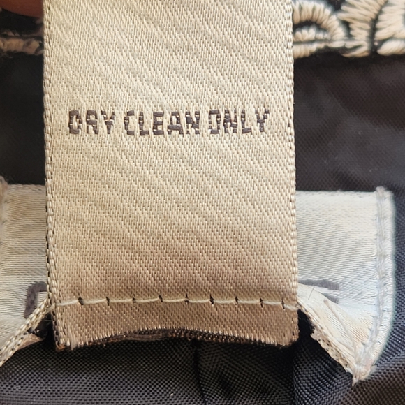 CHICO'S Women's Blazer Medium Black Silk Blend Embroidered Floral Whimsigoth - Picture 10 of 10